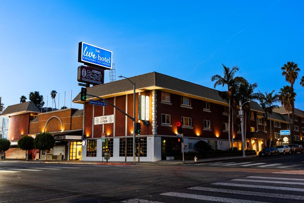 Courtyard by Marriott / Residence Inn @ LA Live